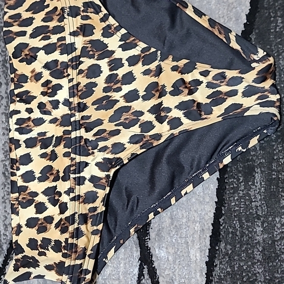 Victoria Secret 2012 Leopard Print High-Waisted Bikini Swim Bottom - Picture 2 of 9